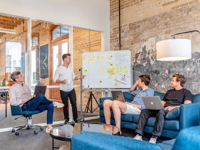 Data Labeling: A complete guide for businesses and microtaskers
